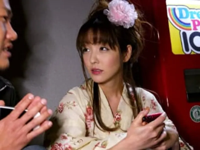 Giận gã chồng bỏ ra ngoài đường, vợ dễ dãi về nhà trai lạ để "tâm sự"