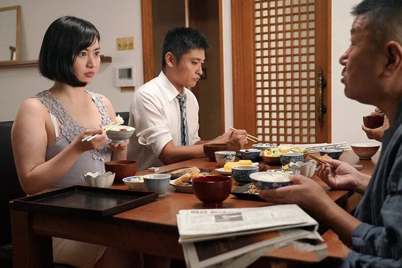 Chồng yêu lạnh nhạt, cô vợ ngoan lên cơn dâm đãng dâm loạn cùng bố chồng