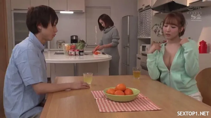 Người yêu của chị gái số hưởng nện em bà xã xinh như tiên