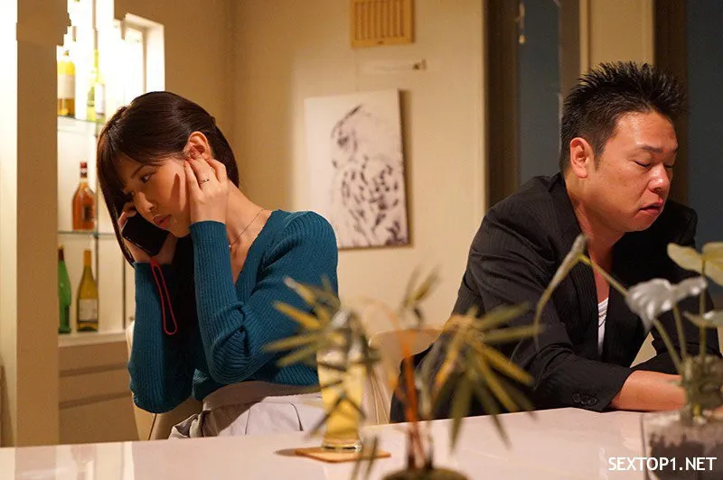 ông chồng yếu, người vợ tìm đến ghệ củ